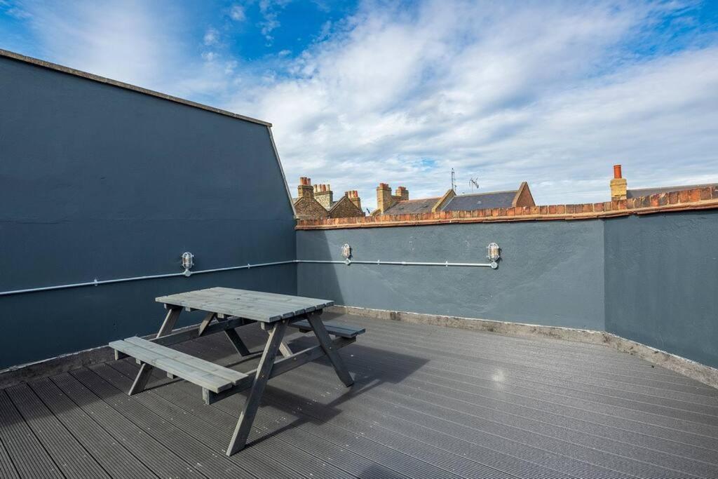 Spacious Home On Chapel Market London Exterior photo